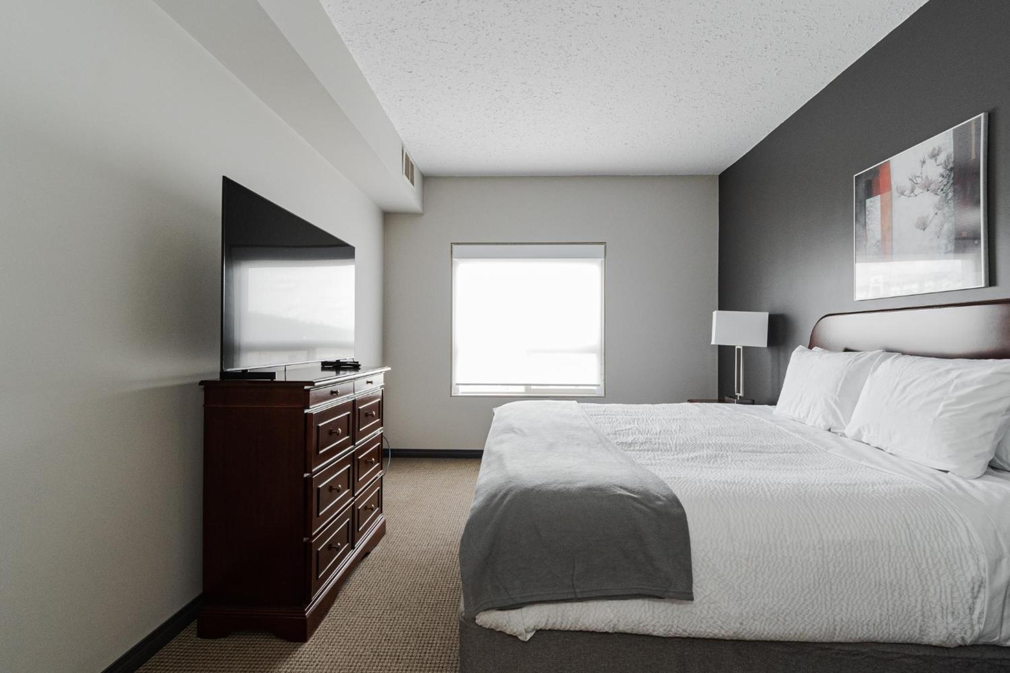 Premier Residence - Fort Mcmurray Buitenkant foto