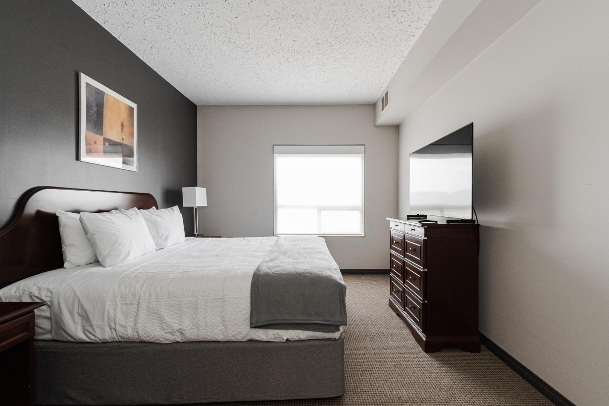 Premier Residence - Fort Mcmurray Buitenkant foto