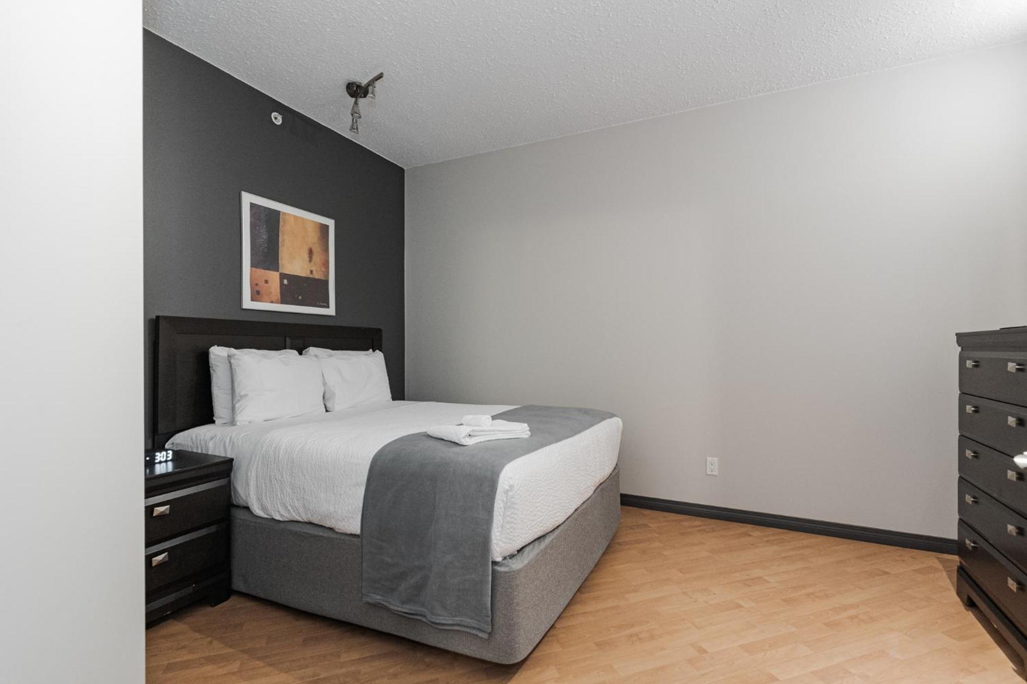 Premier Residence - Fort Mcmurray Buitenkant foto