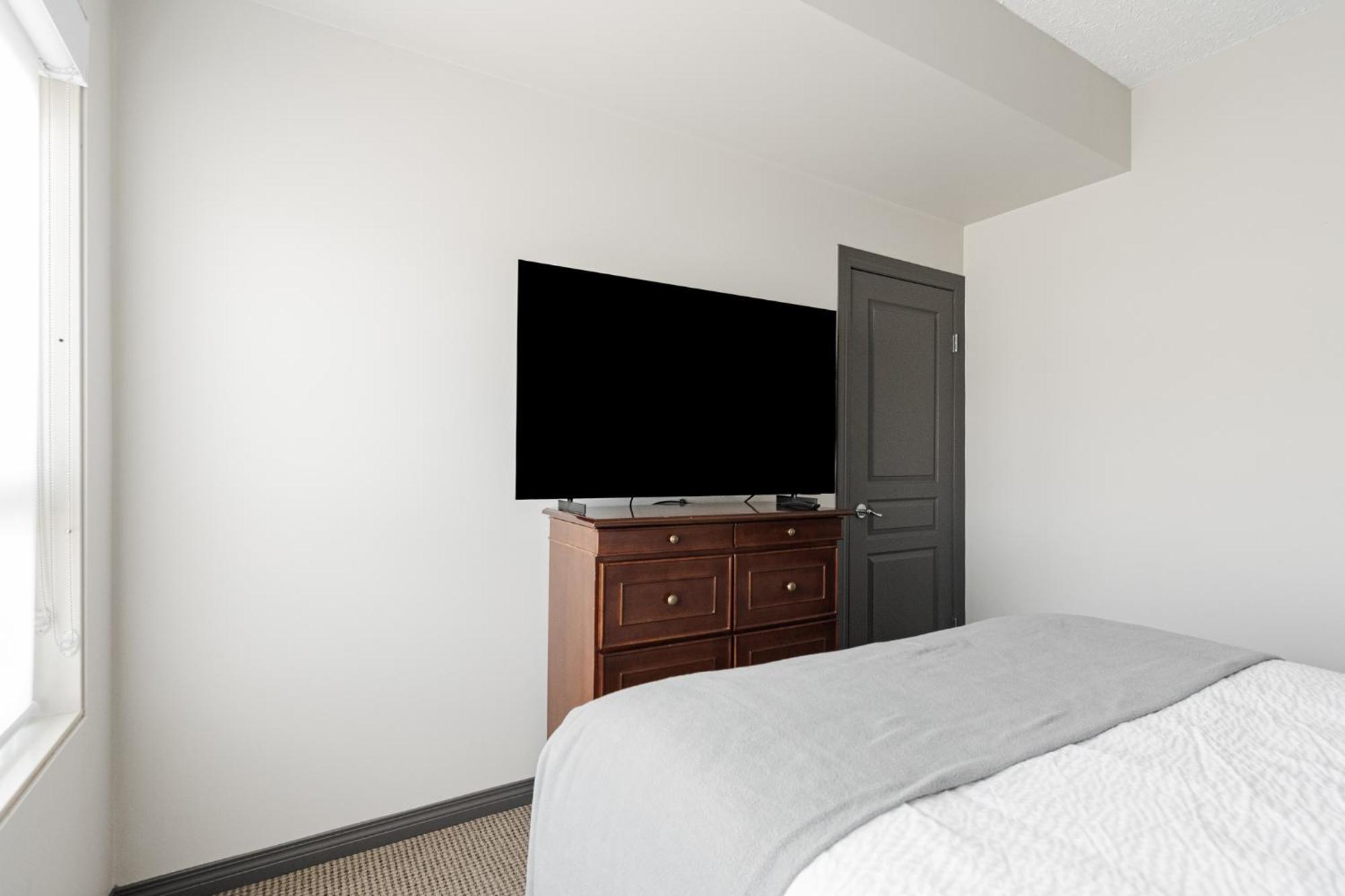 Premier Residence - Fort Mcmurray Buitenkant foto