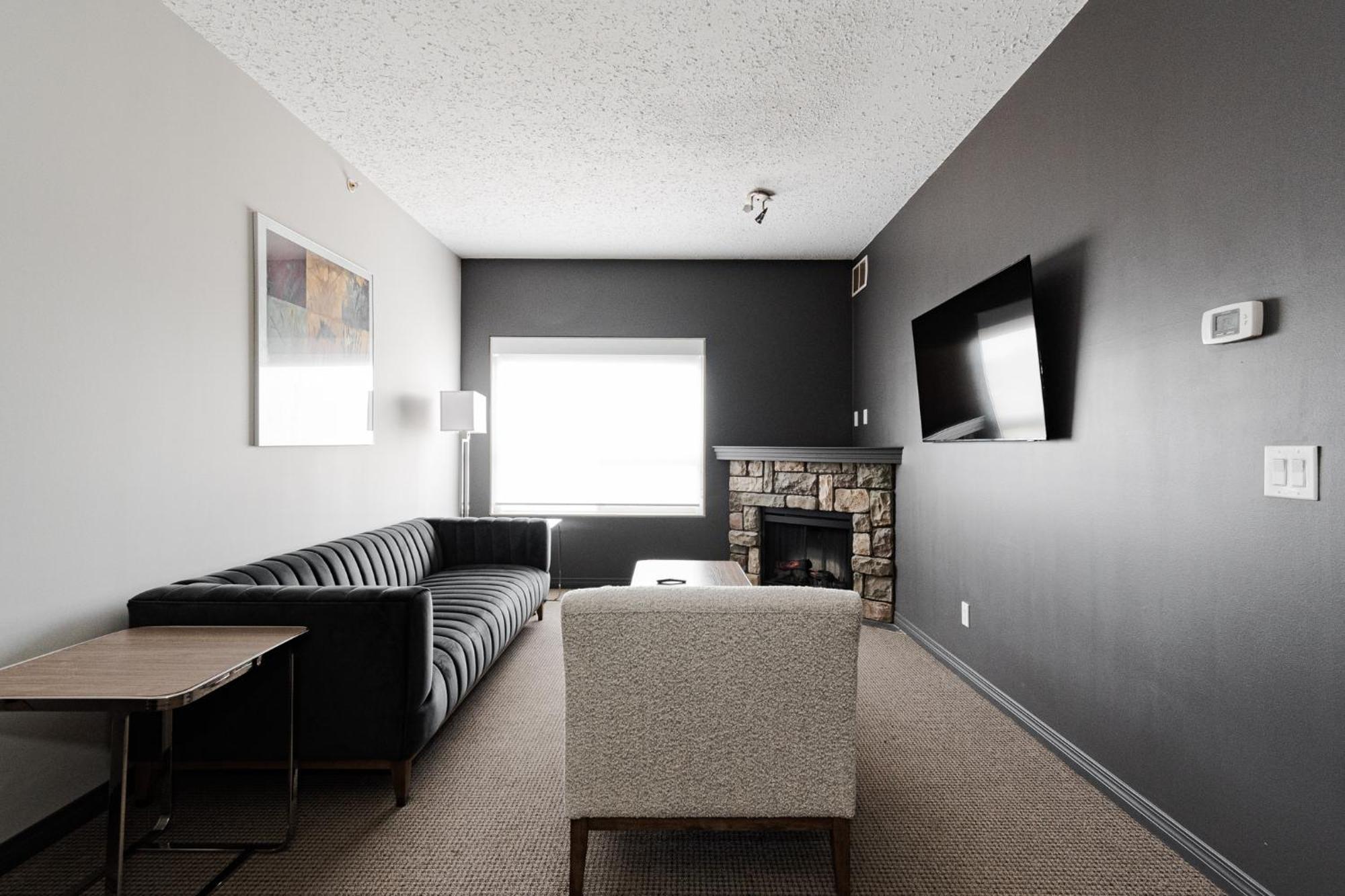 Premier Residence - Fort Mcmurray Buitenkant foto